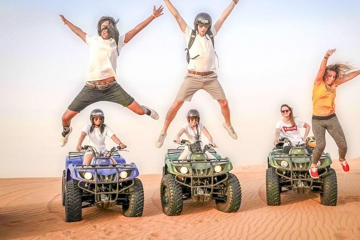 Abu Dhabi 30 minutes Quad Bike Self-drive with Sunset Desert Safari - Image 2