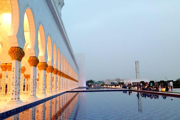 Abu Dhabi City Tour from Dubai - Full-Day Exclusive Tour - Image 2