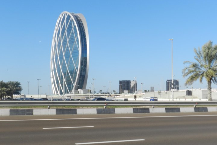 Abu Dhabi city tour from Dubai with Grand Mosque - Image 2