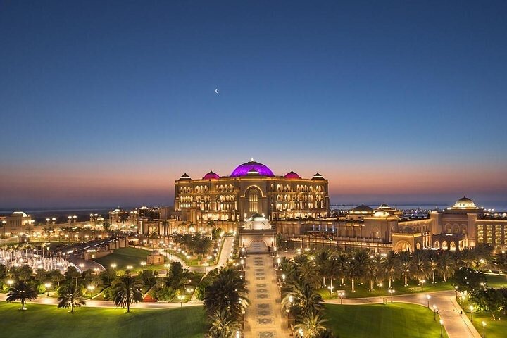 Abu Dhabi Full Day City Tour with Ticket to Jubail Mangrove Park - Image 2