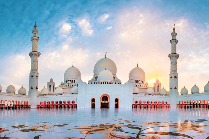 Abu Dhabi Half Day City Tour By Bus - Image 1