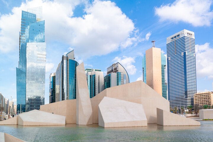 Abu Dhabi Modern Tour - Image 3