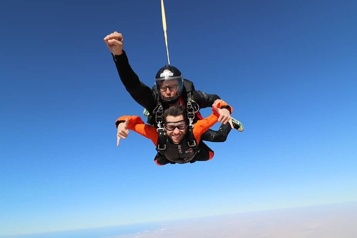 Abu Dhabi Tandem Skydive from 13,000 feet - Image 1
