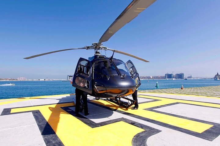 Abu Dhabi Tour with 17 Minutes Helicopter Ride - Image 5