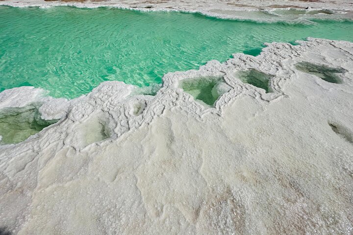 Al Wathba Fossil Dunes & Long Salt Lake Tour in Abu Dhabi - Image 4