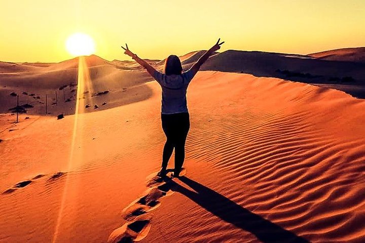 Desert Safari Experience 4×4 Pick and Drop from Abu Dhabi - Image 1