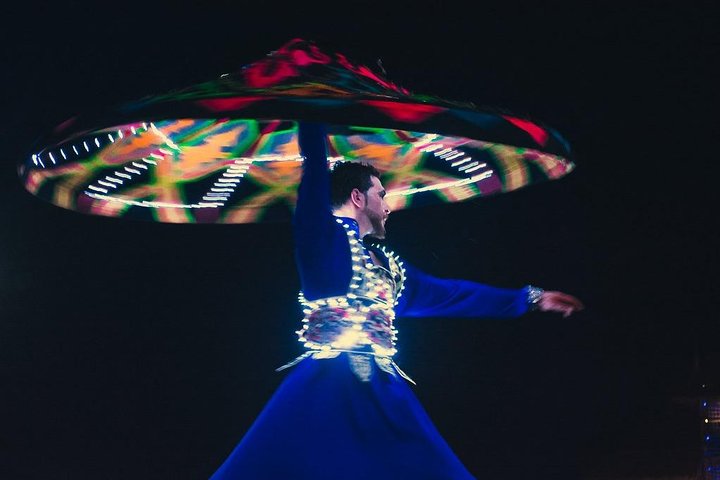 Enjoy Abu Dhabi City Tour and Desert Safari - Image 3