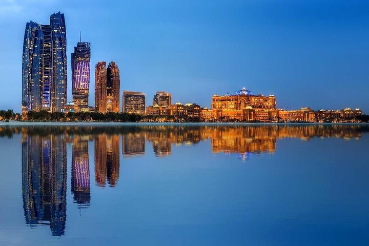 Enjoy Abu Dhabi City Tour and Desert Safari - Image 5