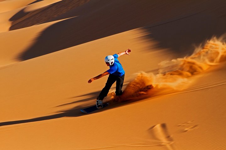 Enjoy Abu Dhabi City Tour and Desert Safari - Image 4