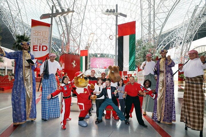 Ferrari World Theme Park and Seaworld Park Ticket with Transfer - Image 2