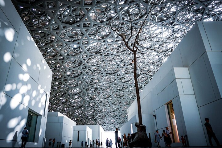 Louvre Museum and Qasr Al Watan Tour With Private Transfers - Image 3