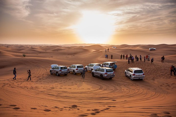 Overnight Desert Safari Abu Dhabi with Private Tent and Hot BBQ Dinner - Image 3