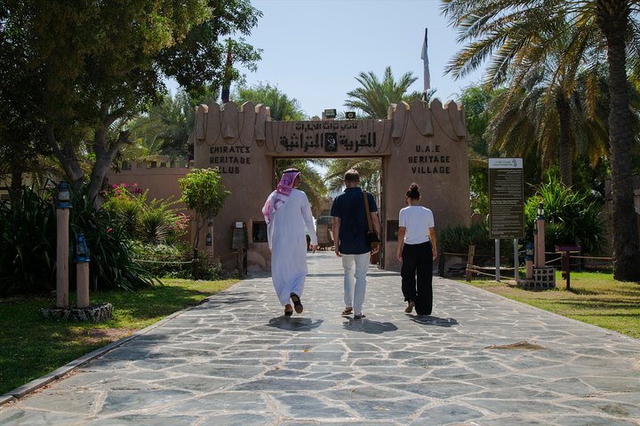 Private Abu Dhabi tour with Emirati Guide - Image 1