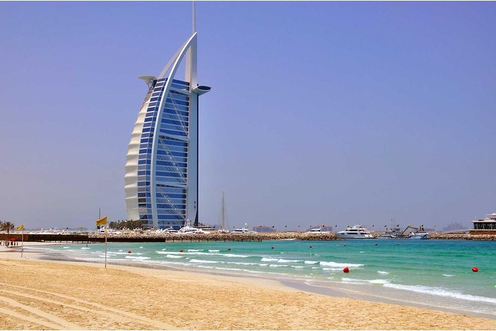 Private Dubai Tour from Abu Dhabi: Burj Khalifa & Aquarium | MyHolidaysAdventures - Image 4