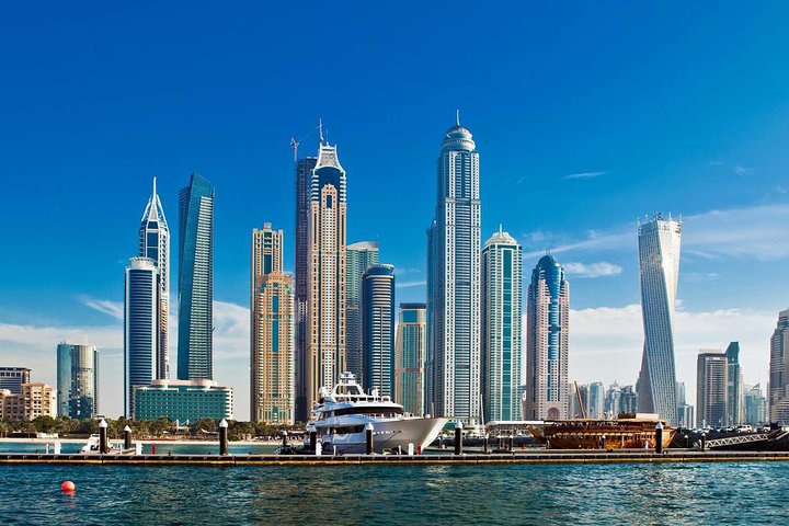 Private Dubai Tour from Abu Dhabi: Burj Khalifa & Aquarium | MyHolidaysAdventures - Image 3