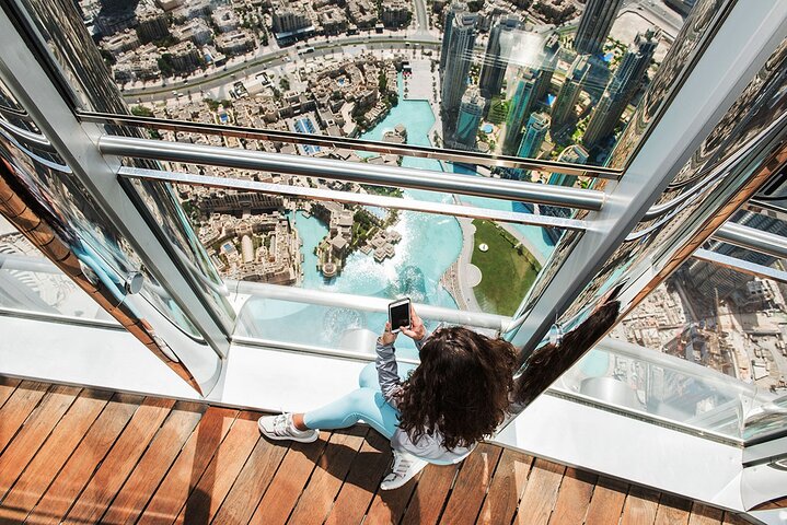 Private Half Day Dubai Tour in Burj Khalifa and Burj Al Arab - Image 2