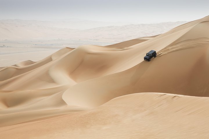 Private Liwa Overnight Safari for Couples - Image 4