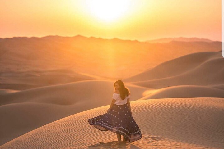 Private Sunrise Desert Safari Abu Dhabi - Image 1