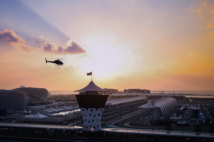 Yas Marina Circuit Tour - Image 2