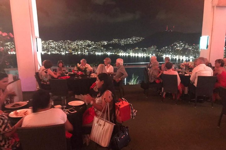 Acapulco Deluxe By Night - Image 2