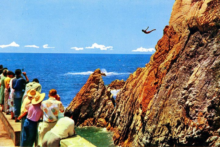 Cliff Divers Show 2 Hours Tour - Image 2