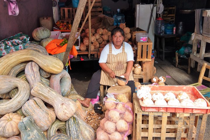  Culture Tour Museums Municipal & Witch Doctor Market & LUNCH - Image 5