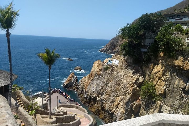 Discovery Acapulco - Image 2