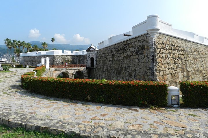 Historical Cultural Full Day San Diego Fort Museum Divers wLunch - Image 1