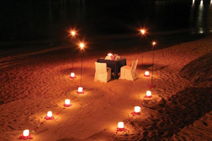 Romantic Date - Image 1