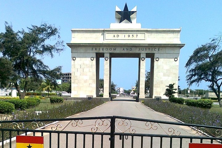 Introduction to Accra City Tour - Image 3