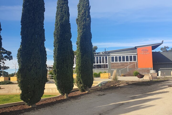 Adelaide Hills Full Day Wine Tour - Image 2