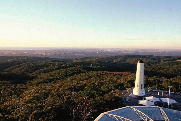 Adelaide Hills Full Day Winery Tour with Tastings - Image 3