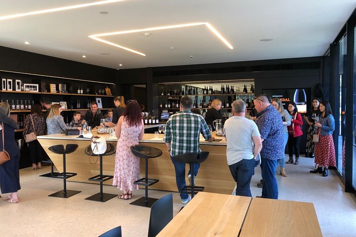 Beer, Wine and Gin (The Ultimate Tastings.) - Image 5