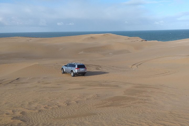 4 hours.Agadir : Trip to Sahara and tifnit fishing village  - Image 1