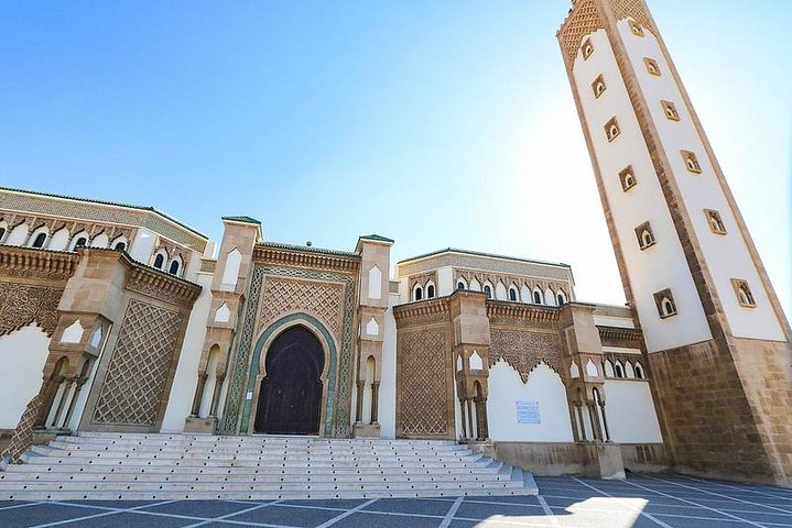 Agadir guided city tour half-day trip  - Image 1