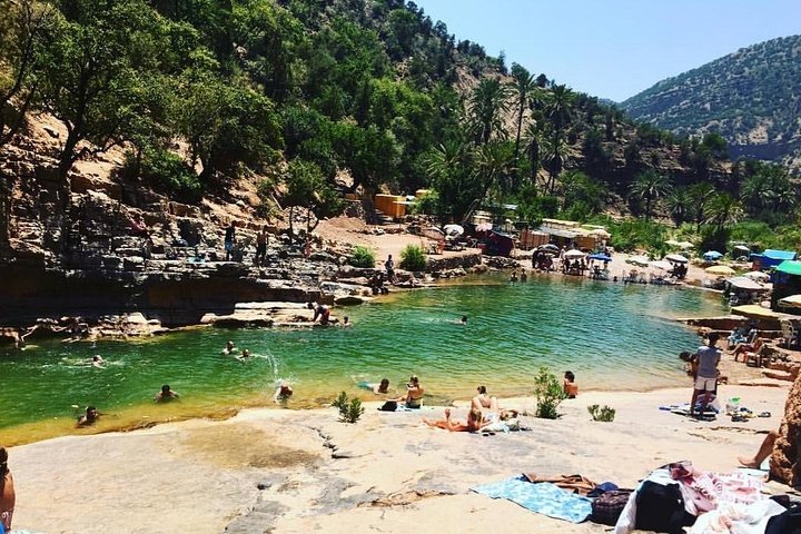 Paradise Valley Trekking - Image 1