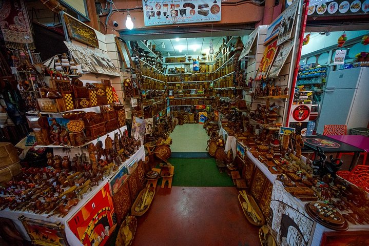 Private Agadir visite thé Big Market (souk el had) & argan Factory - Image 4