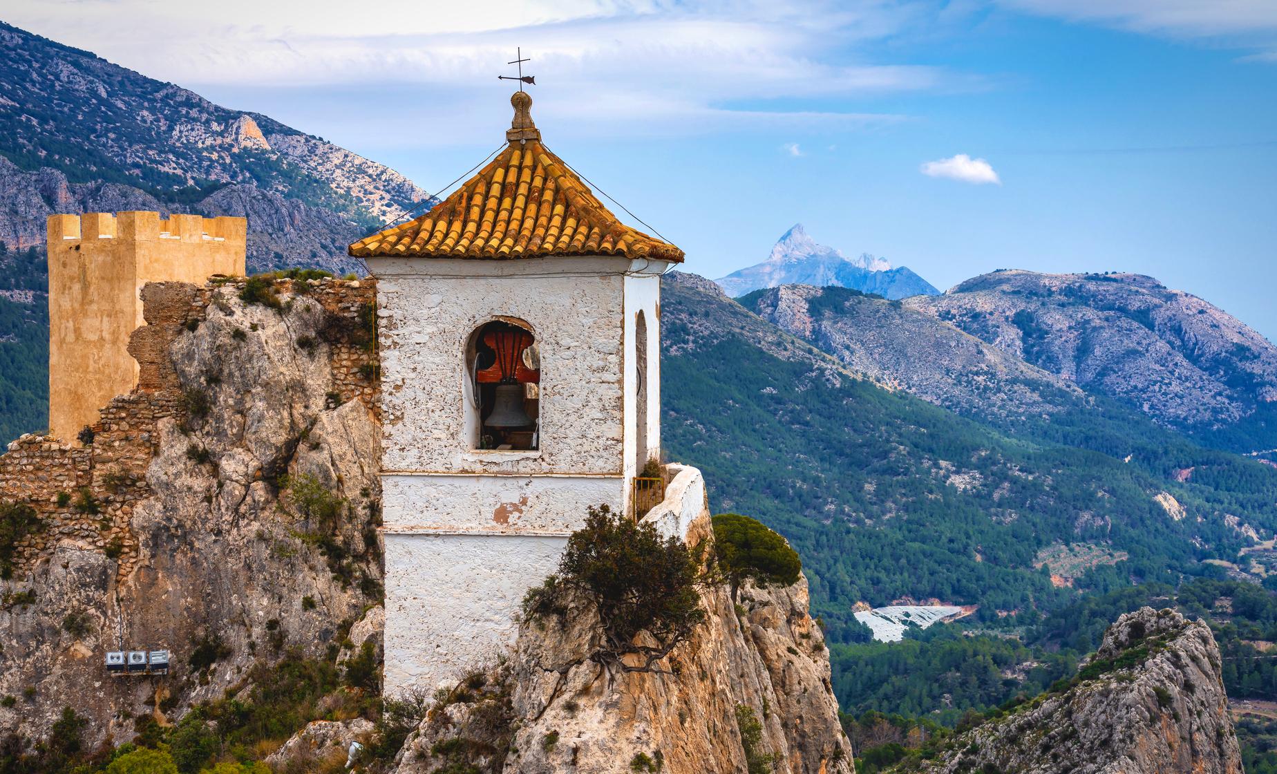 Private Alicante and Benidorm Full Day - Image 1