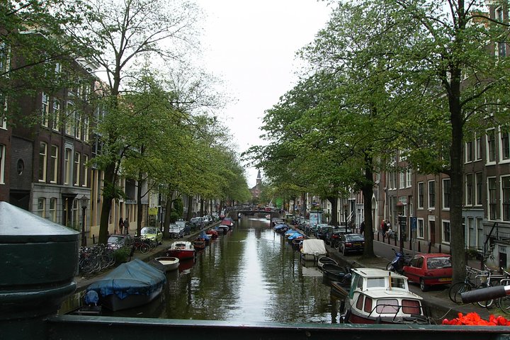 2 Hours Private Walking Tour of the Highlights of Amsterdam - Image 2