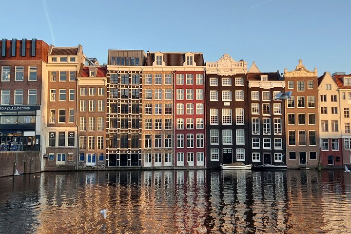 Amsterdam Shore Excursion: Private Walking Tour and Canal Cruise - Image 1