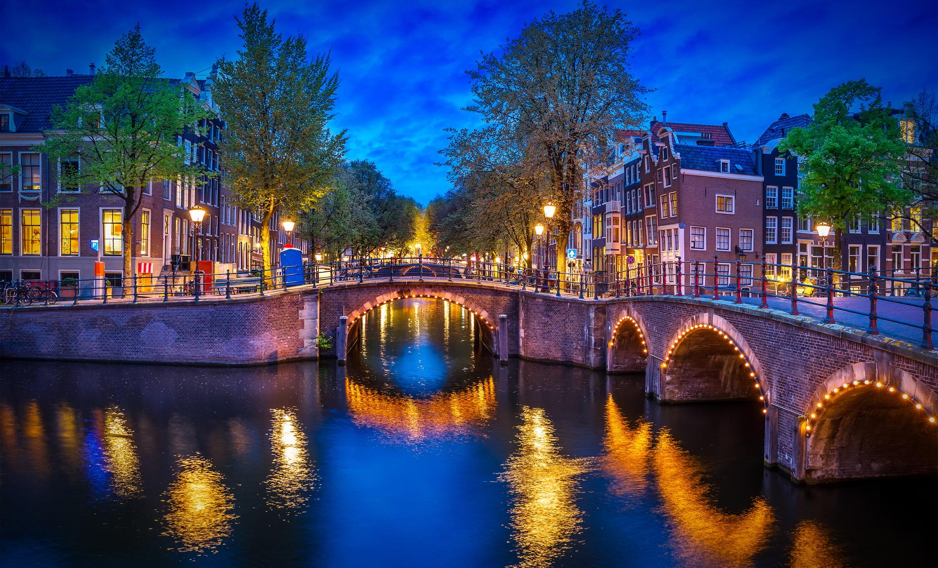 Candlelight Cruise - Image 1