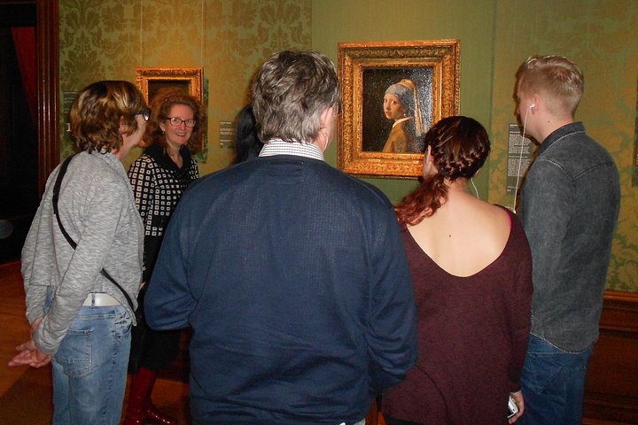 Customized Day Tour in the Netherlands with Art Historian - Image 4