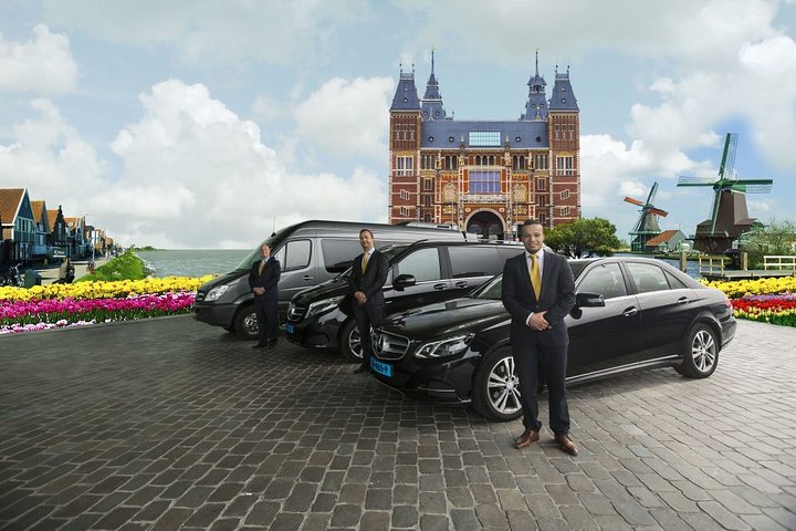 Private bus or car Tours to Amsterdam 3 hours 1 - 15 persons - Image 1