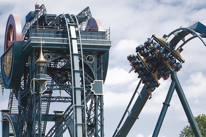 Private day trip to the Efteling incl. entrance tickets - Image 1