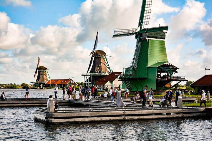 Private Daytrip Giethoorn and Windmills of Zaanse Schans from Amsterdam - Image 1
