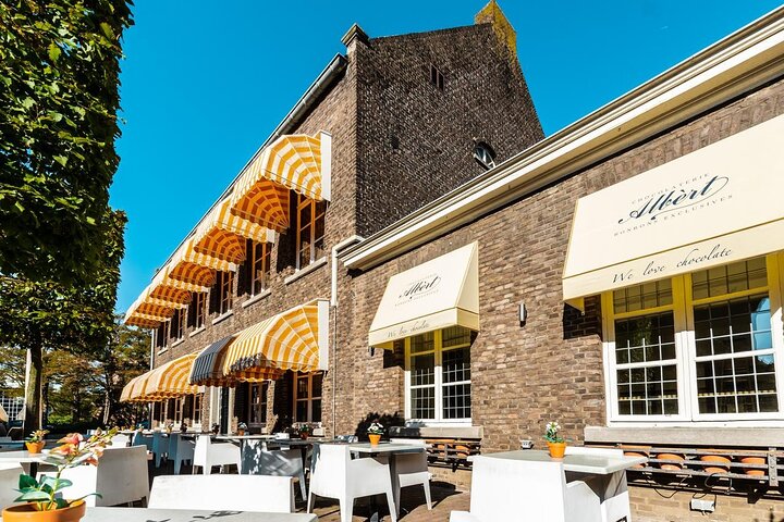 Private Tour to Designer Outlet (Roermond) 8 hours 1 - 15 persons - Image 3