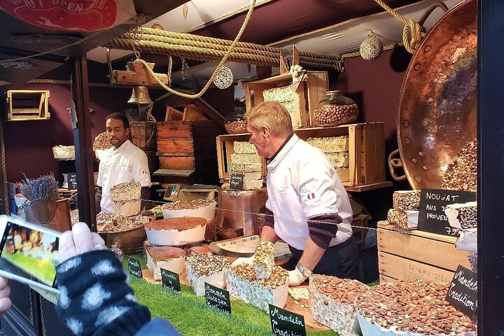 Private Tour to Kölsch Christmas Market in Germany - Image 3
