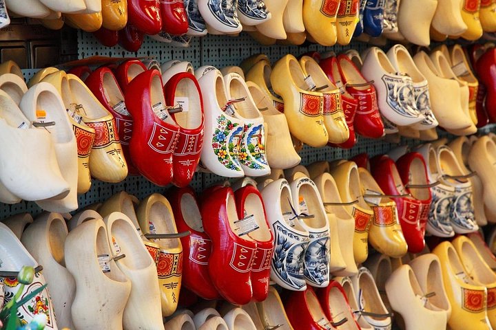 Private tour to the Windmills, Cheese and Clogs form Amsterdam - Image 5