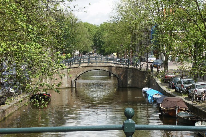Scenic highlights of Amsterdam 3 hours bike tour - Image 2