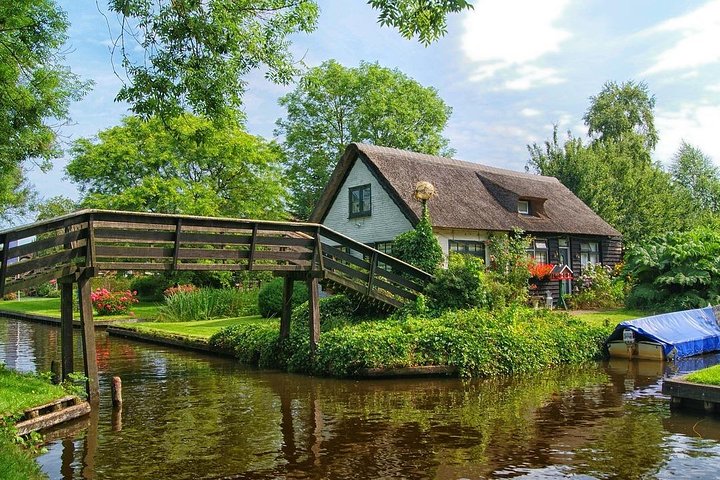 Sigtseeing tour to Giethoorn and Orchideeënhoeve from Amsterdam - Image 3